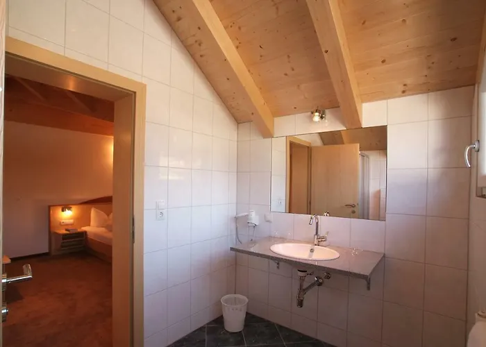 بيت ضيافة Haus Brigitte سيرفاوس