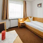 Haus Brigitte Серфаус