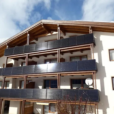 Haus Brigitte Гостевой дом Серфаус